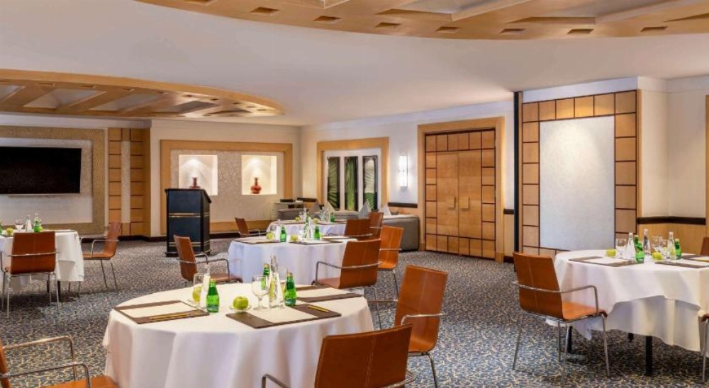 Anwar Al Madinah Movenpick Hotel